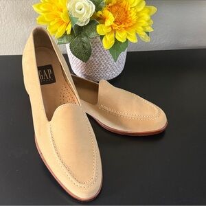 GAP Tan Women's Loafers